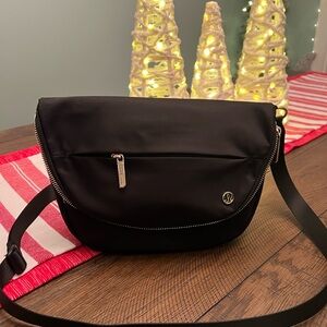lululemon all night festival bag 5L